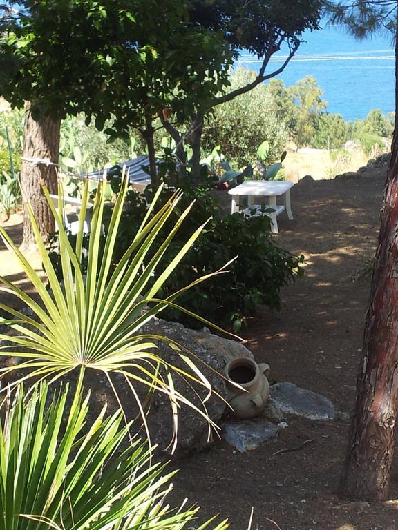Palms Villa Scopello  Room photo